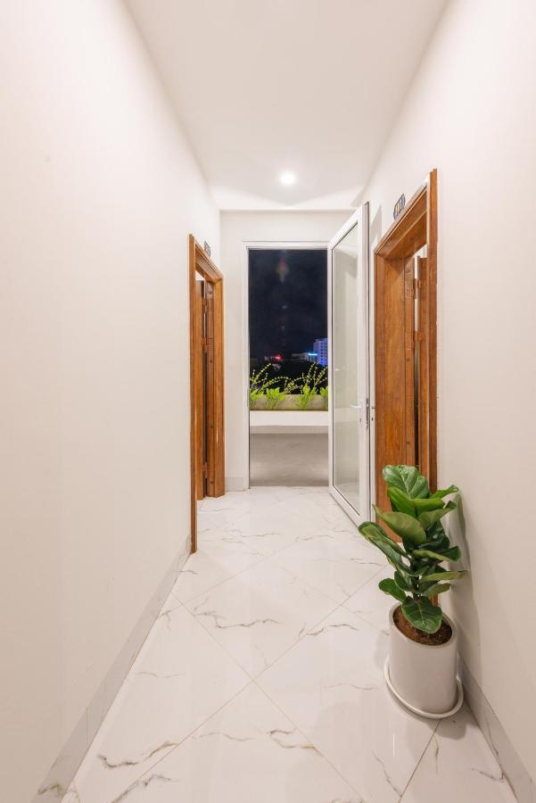 White Hotel ランソン市 エクステリア 写真
